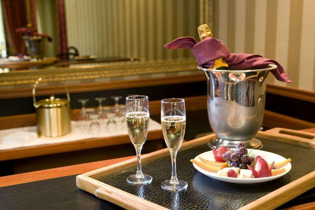 เดอะ โฮเต็ล กัปตันคุก Hotel แองเคอเรจ ร้านอาหาร รูปภาพ